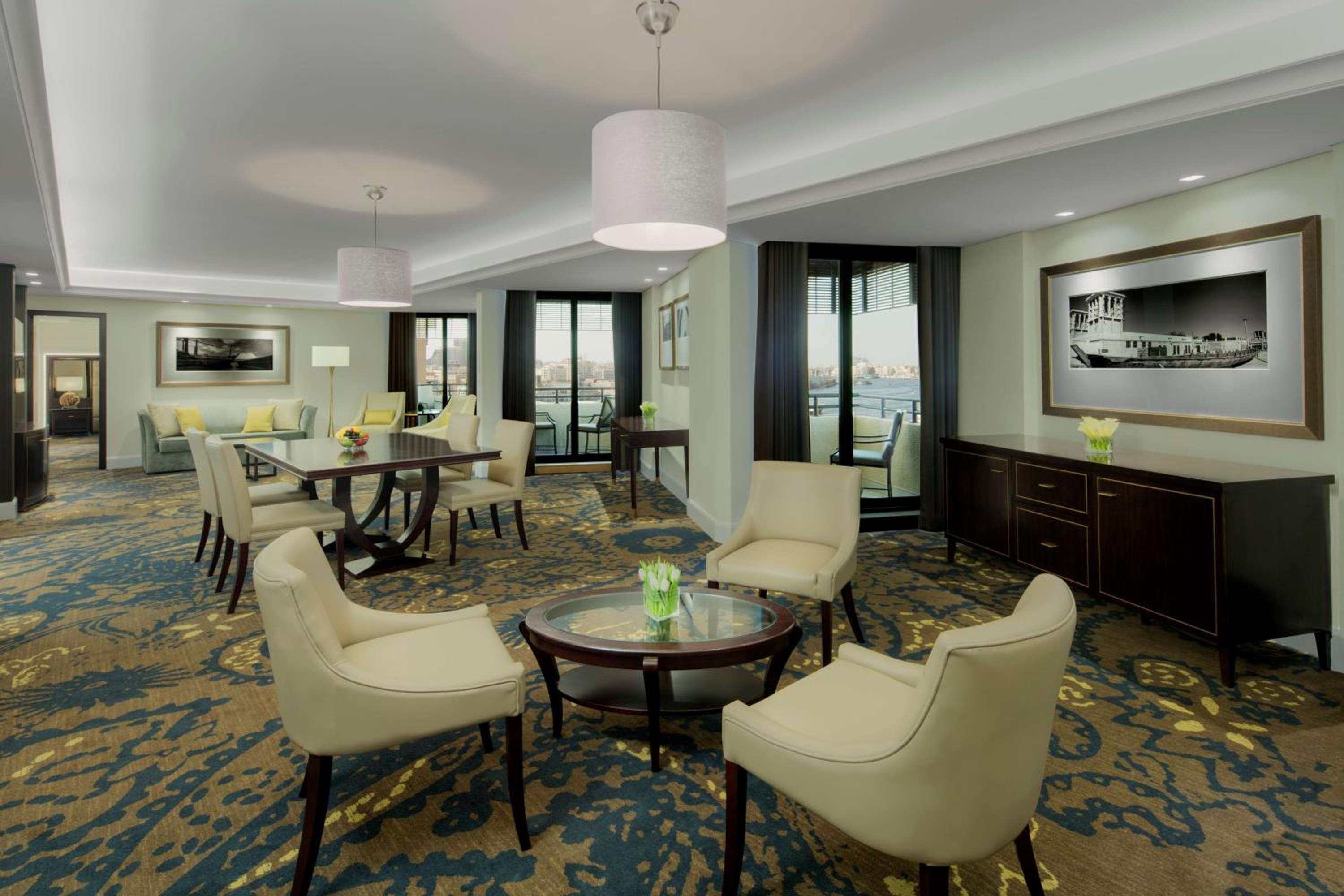 Radisson Blu Hotel, Dubai Deira Creek — снимок 5