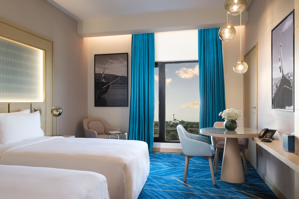 Avani Muscat Hotel & Suites — снимок 19