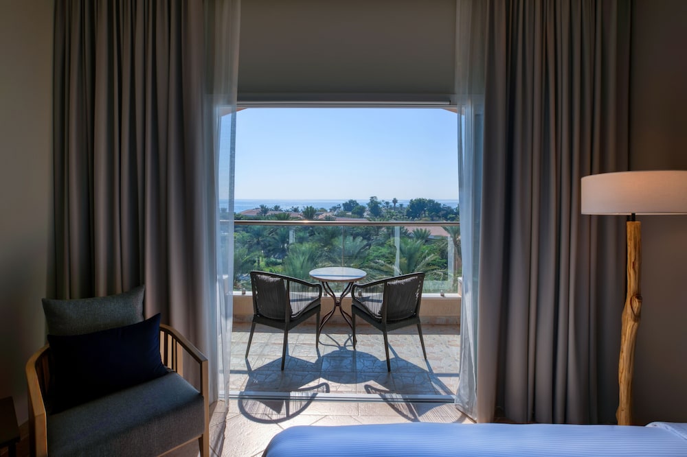 Fujairah Rotana Resort & Spa — снимок 22