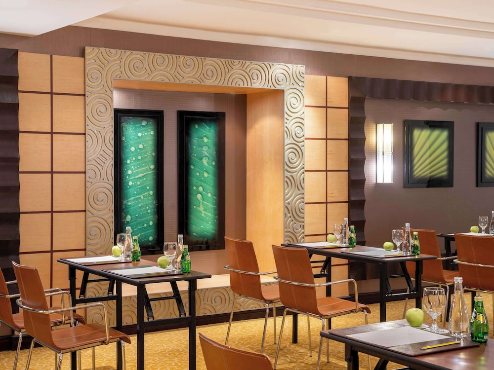 Anwar Al Madinah Mövenpick — снимок 17