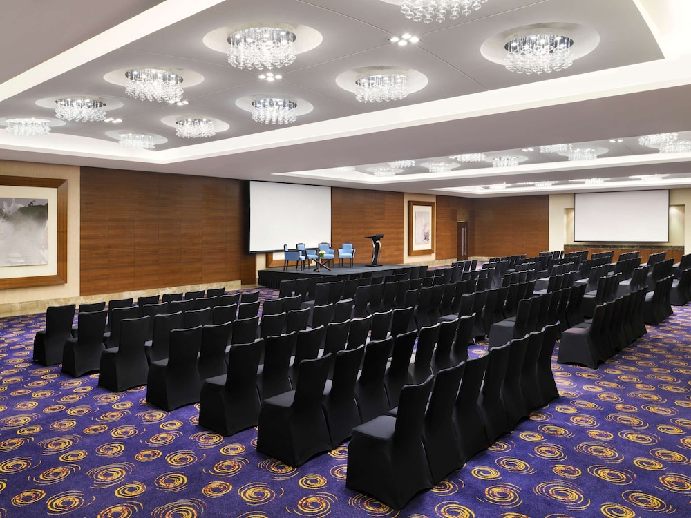 Mövenpick Hotel Jumeirah Beach — снимок 11