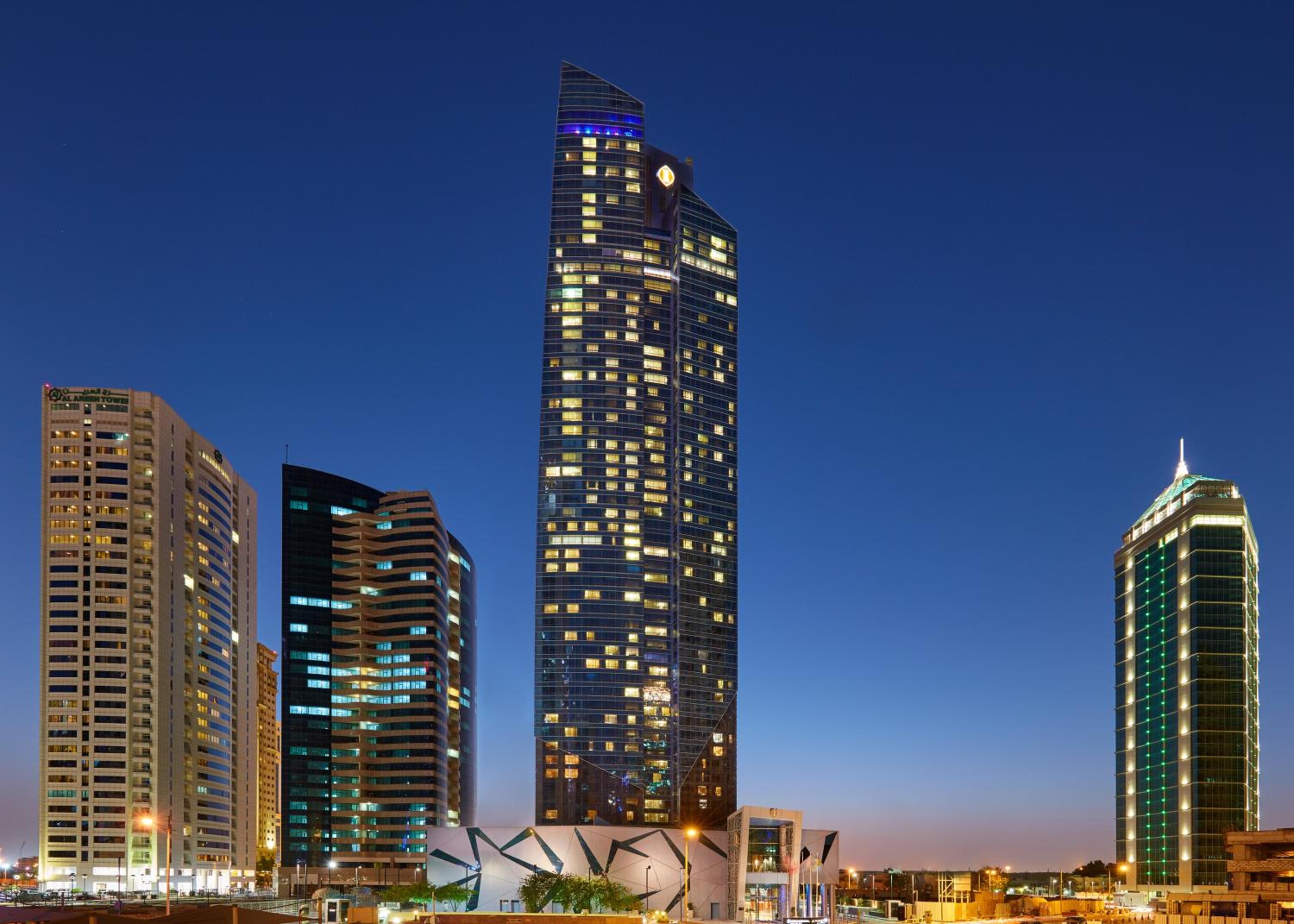 InterContinental Doha The City, an IHG Hotel — вид курорта