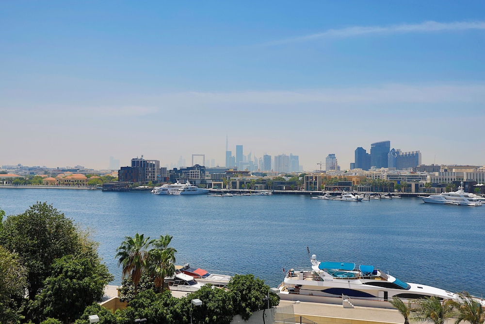 Sheraton Dubai Creek Hotel & Towers — снимок 9