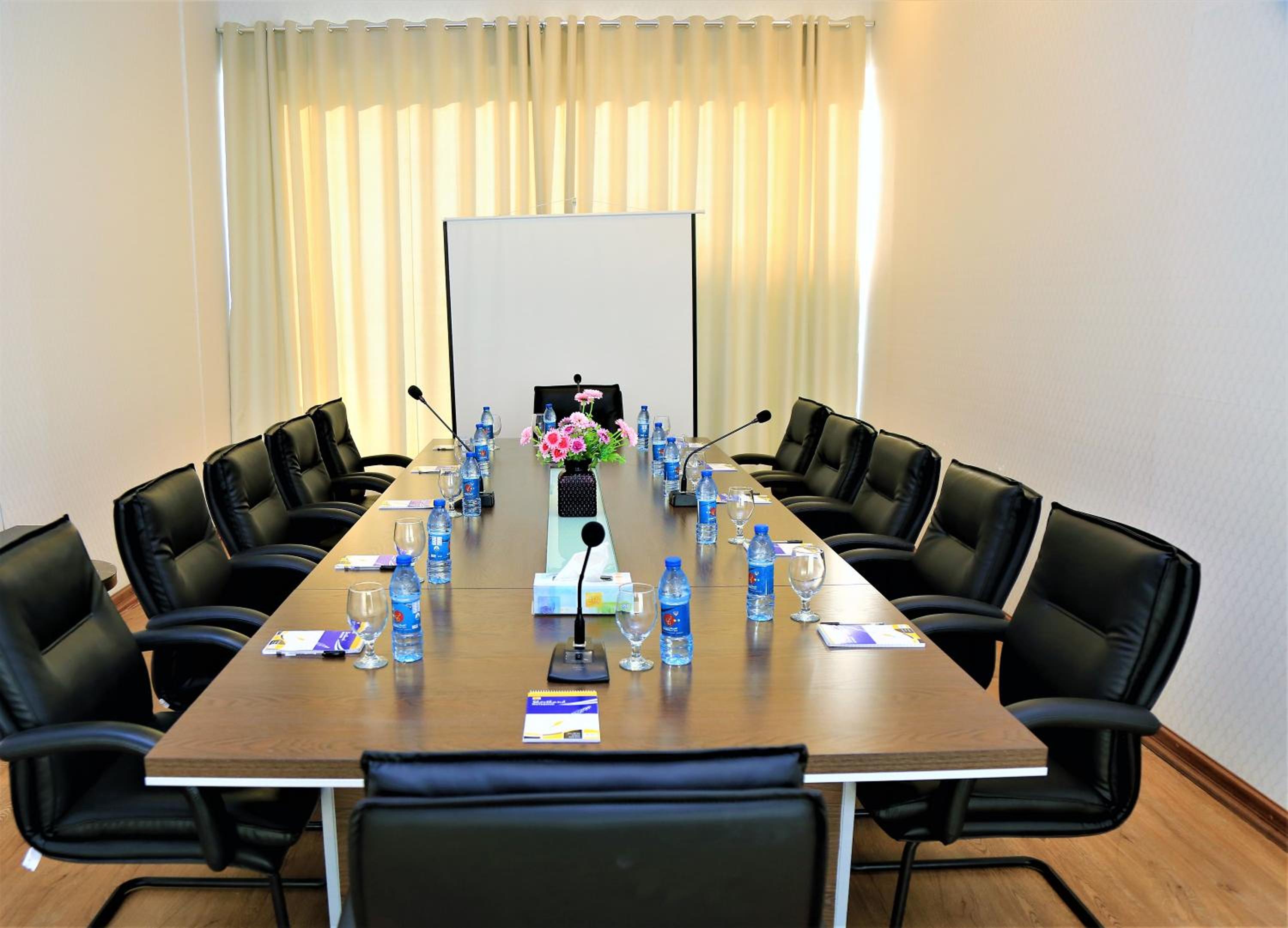 Al Dyafa Hotel Suites — снимок 19