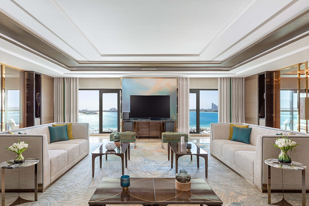 Taj Exotica Resort & Spa, The Palm, Dubai — снимок 10