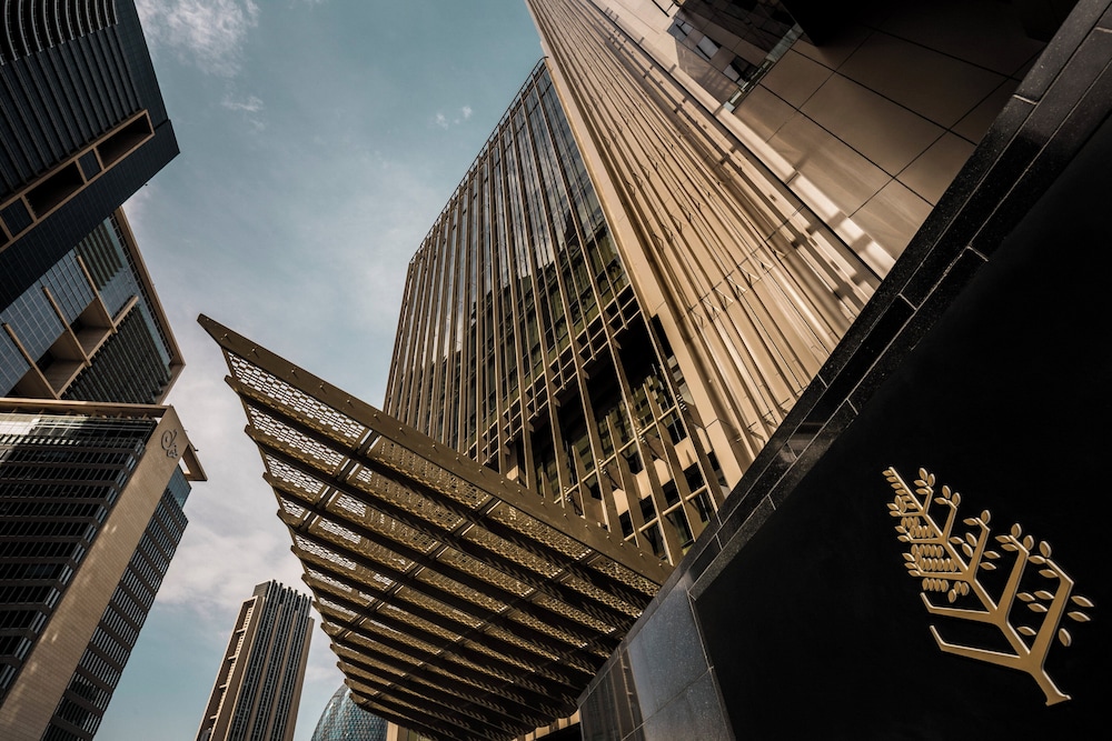 Four Seasons Hotel Dubai International Financial Centre — вид курорта
