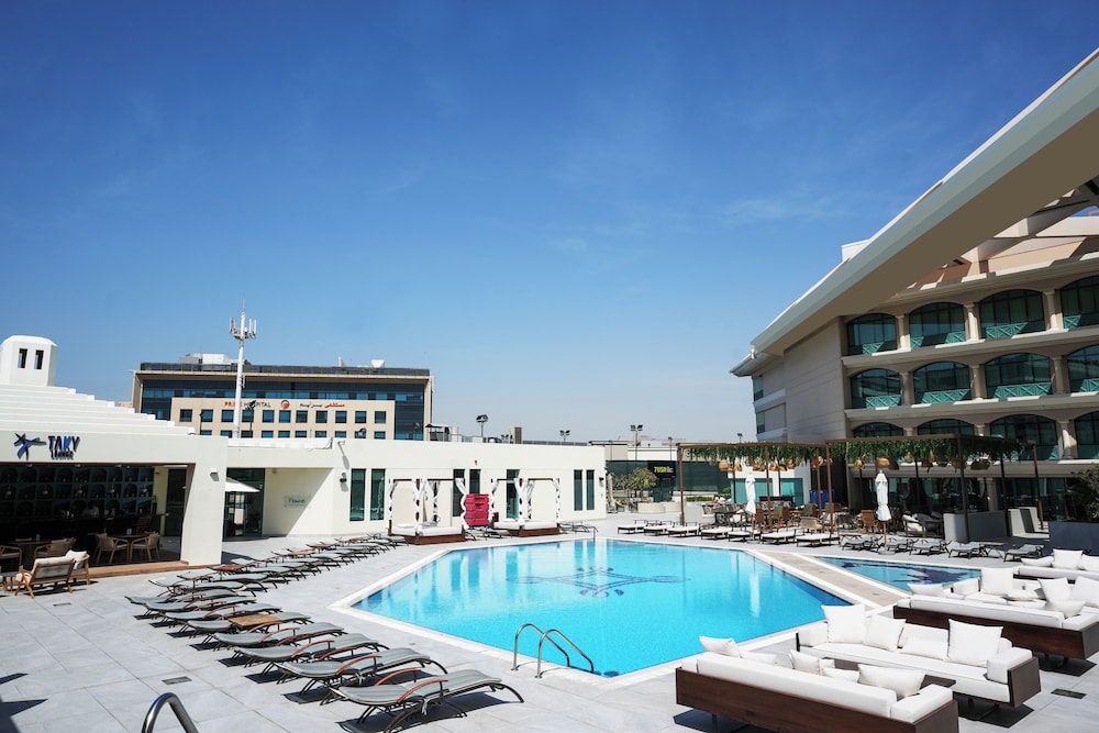 Mövenpick Grand Al Bustan Dubai — снимок 20