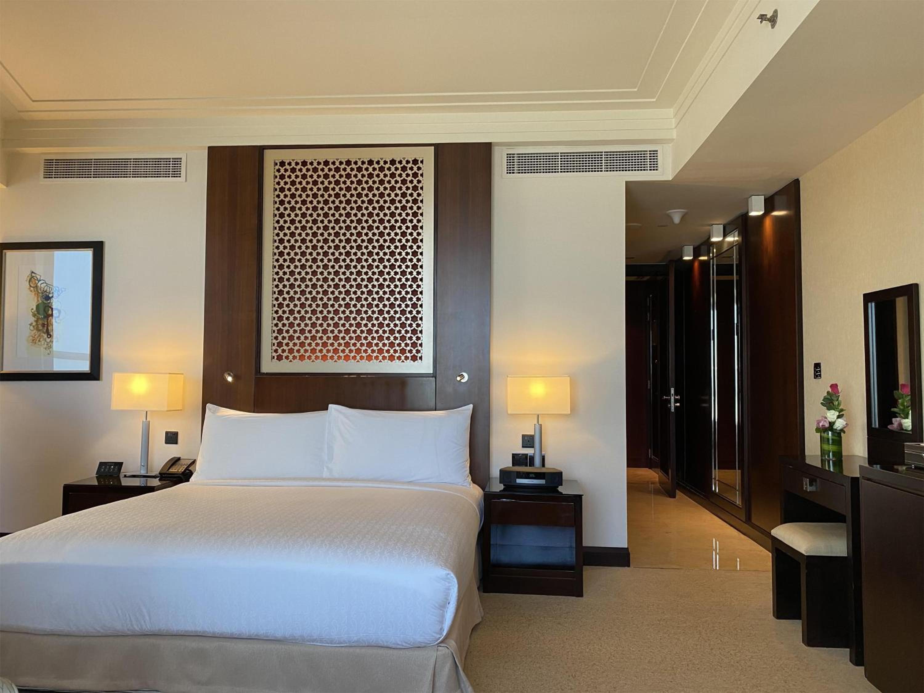 Conrad Dubai — снимок 2