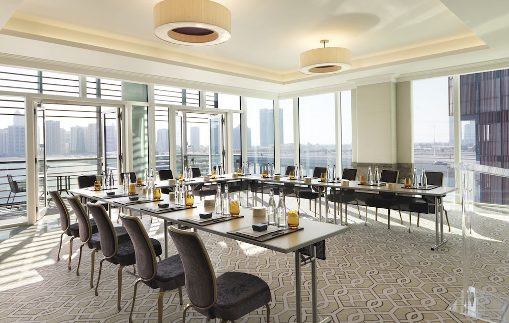 Four Seasons Hotel Abu Dhabi at Al Maryah Island — снимок 9