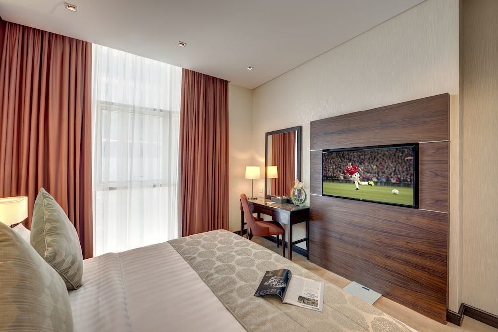 Royal Continental Suites — снимок 28