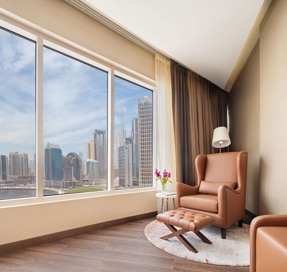 Radisson Blu Hotel, Dubai Canal View — снимок 11