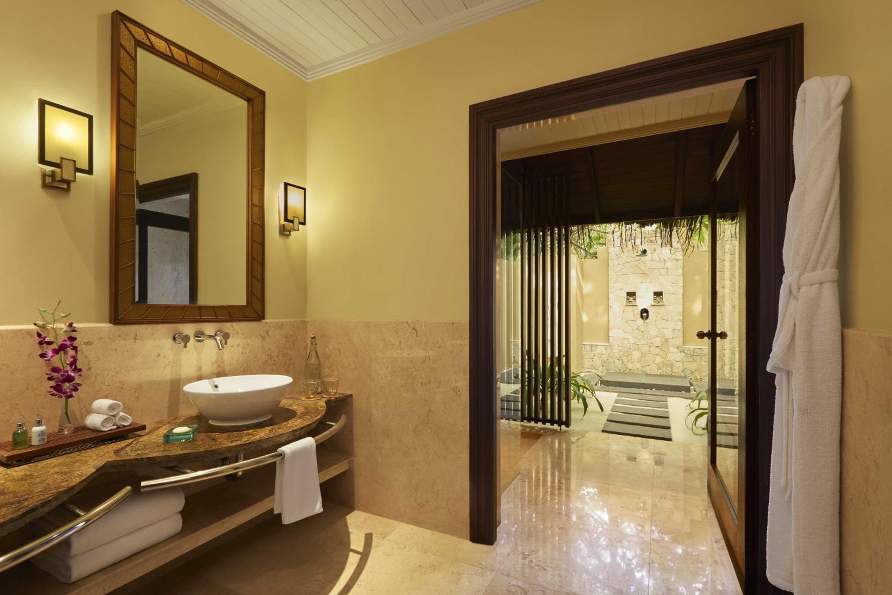 Taj Exotica Resort & Spa Maldives — снимок 25
