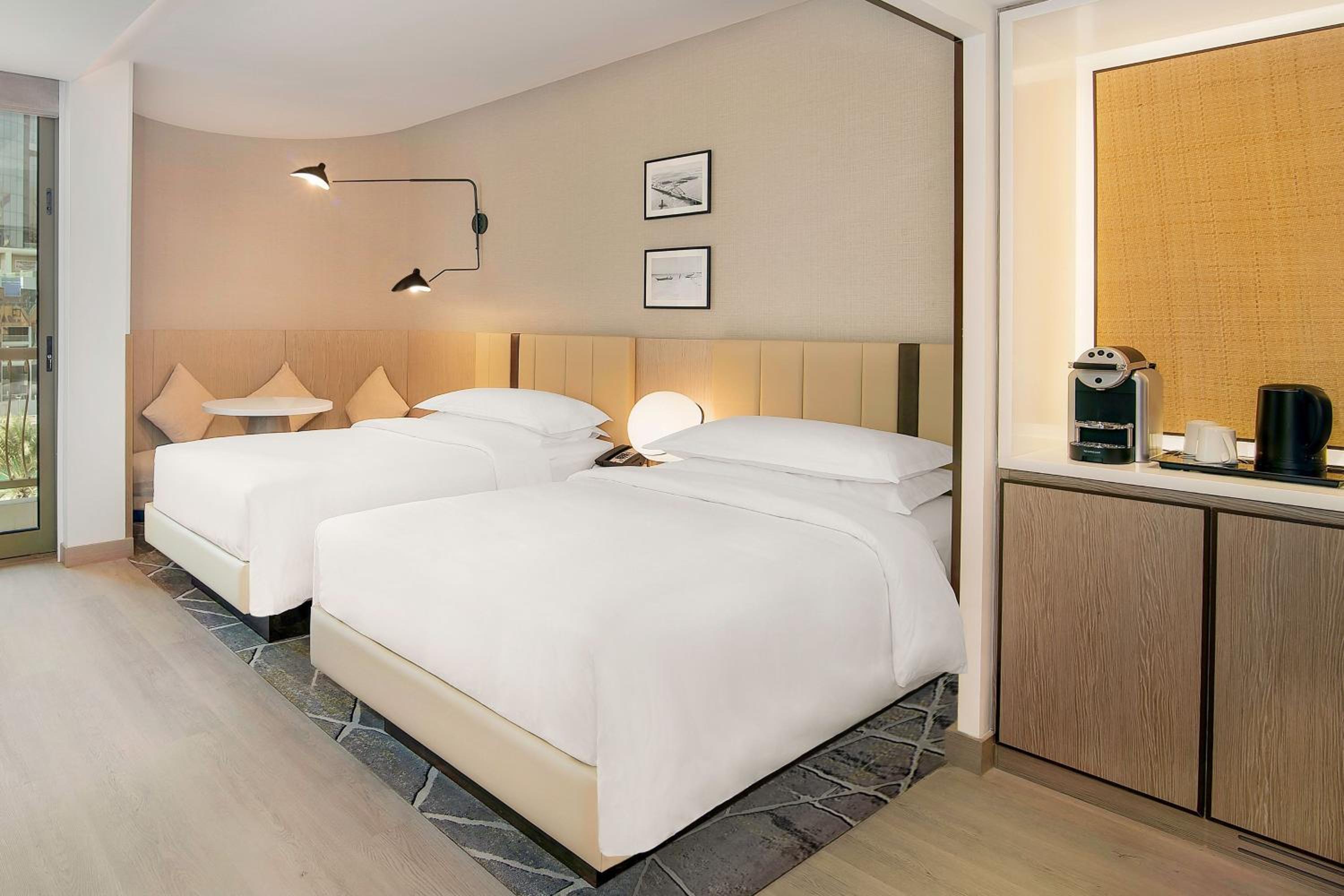 Sheraton Abu Dhabi Hotel & Resort — снимок 16