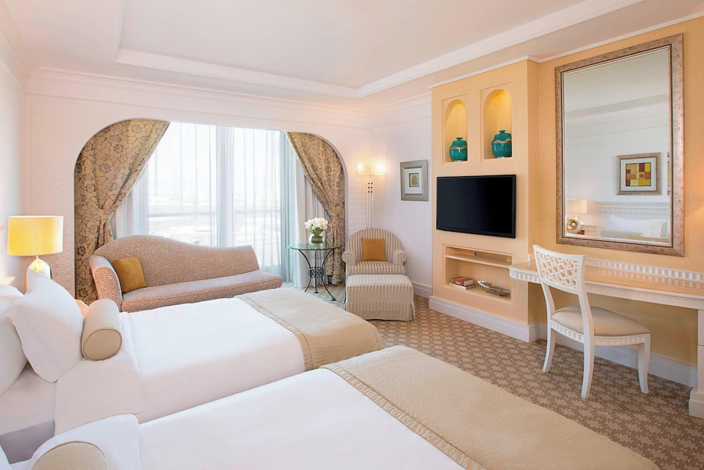 Habtoor Grand Resort, Autograph Collection — снимок 24