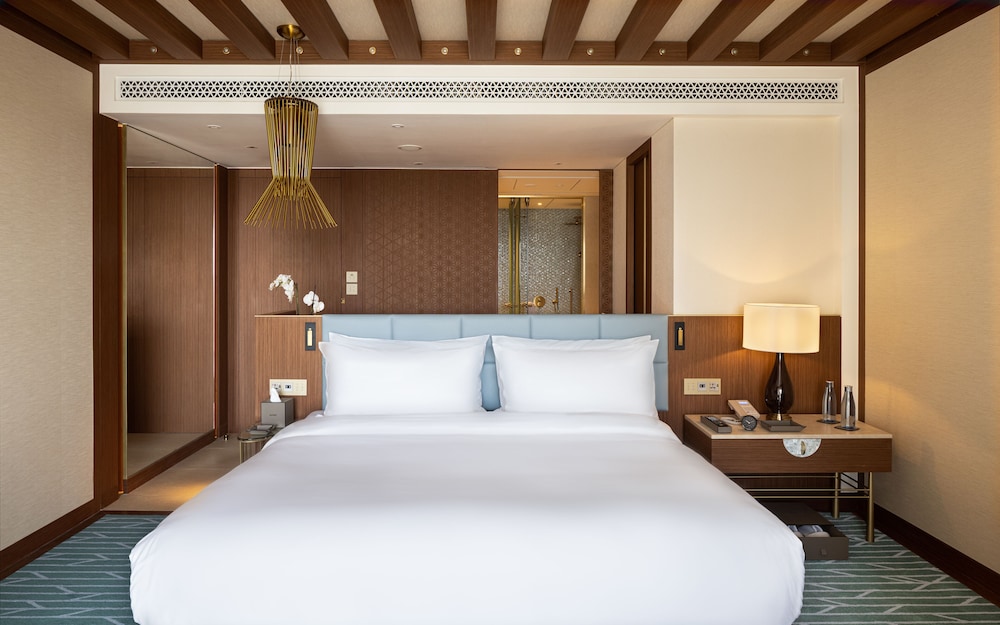 Jumeirah Gulf of Bahrain Resort & Spa — снимок 12