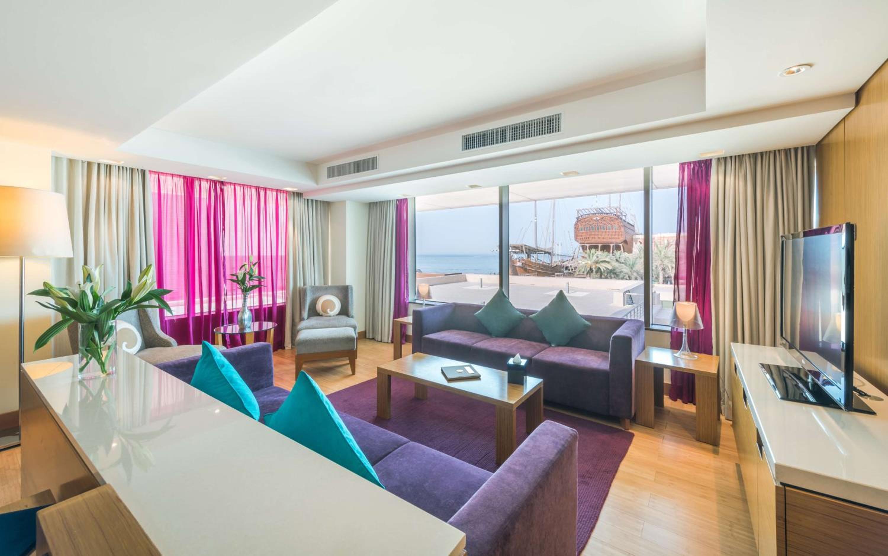 Radisson Blu Hotel, Kuwait — снимок 20