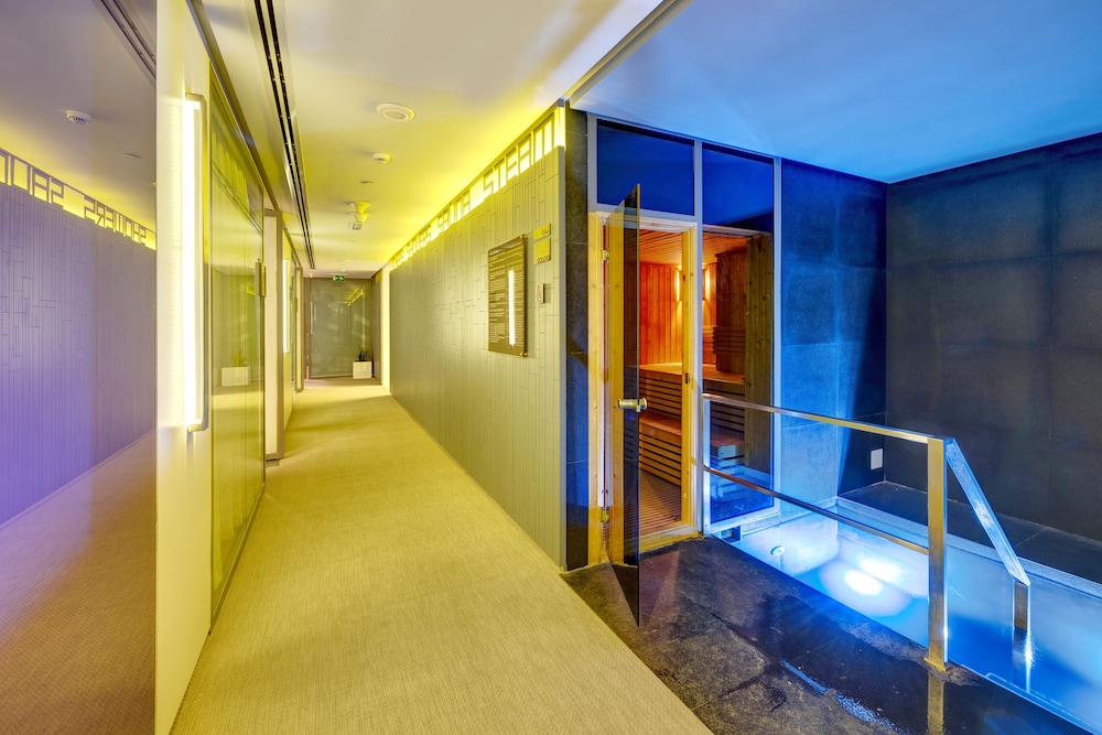 The Act Hotel Sharjah — снимок 23