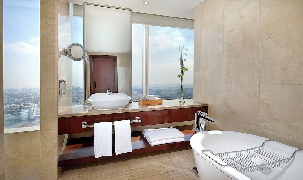 voco Dubai, an IHG Hotel — снимок 15