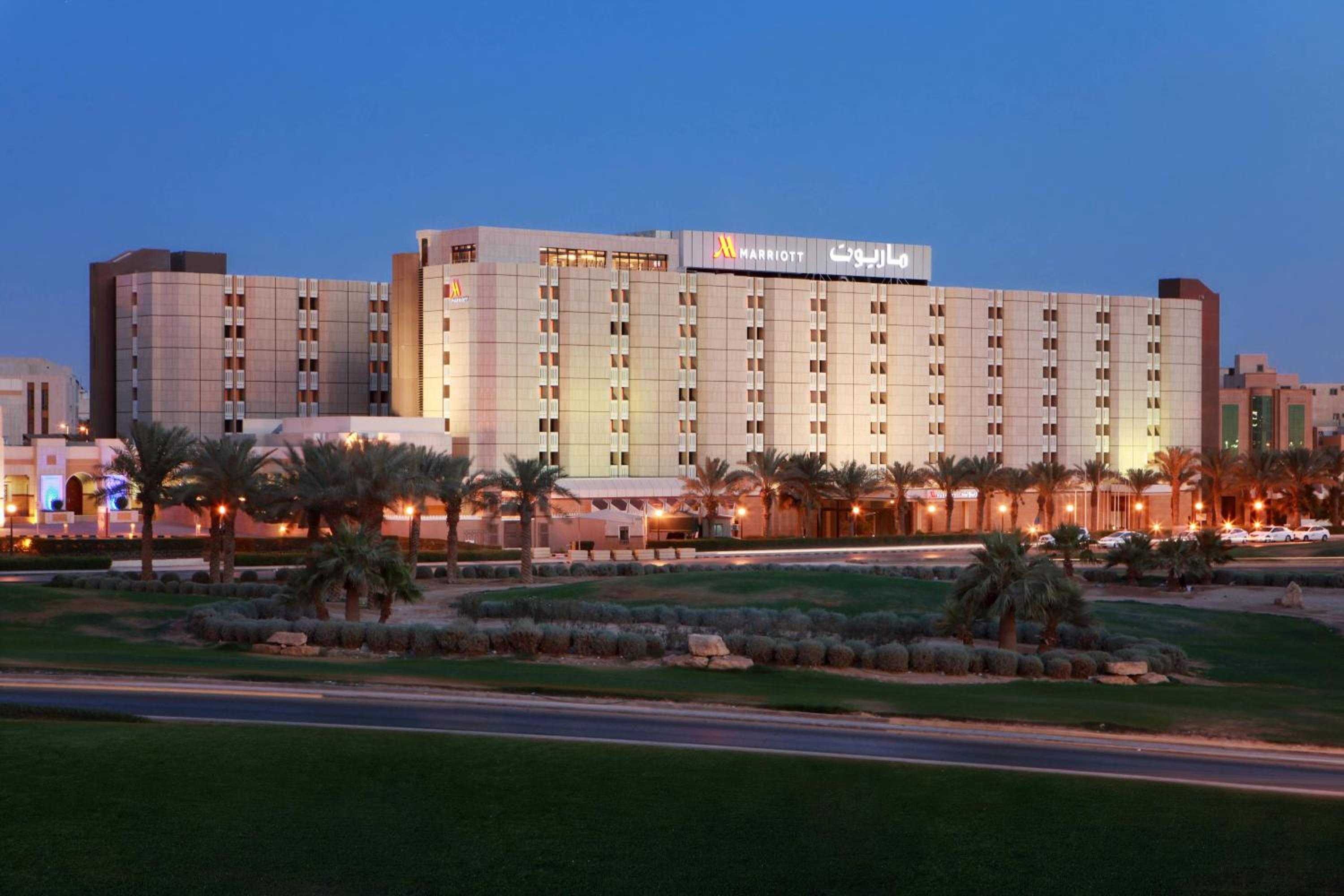 Riyadh Marriott Hotel — вид курорта