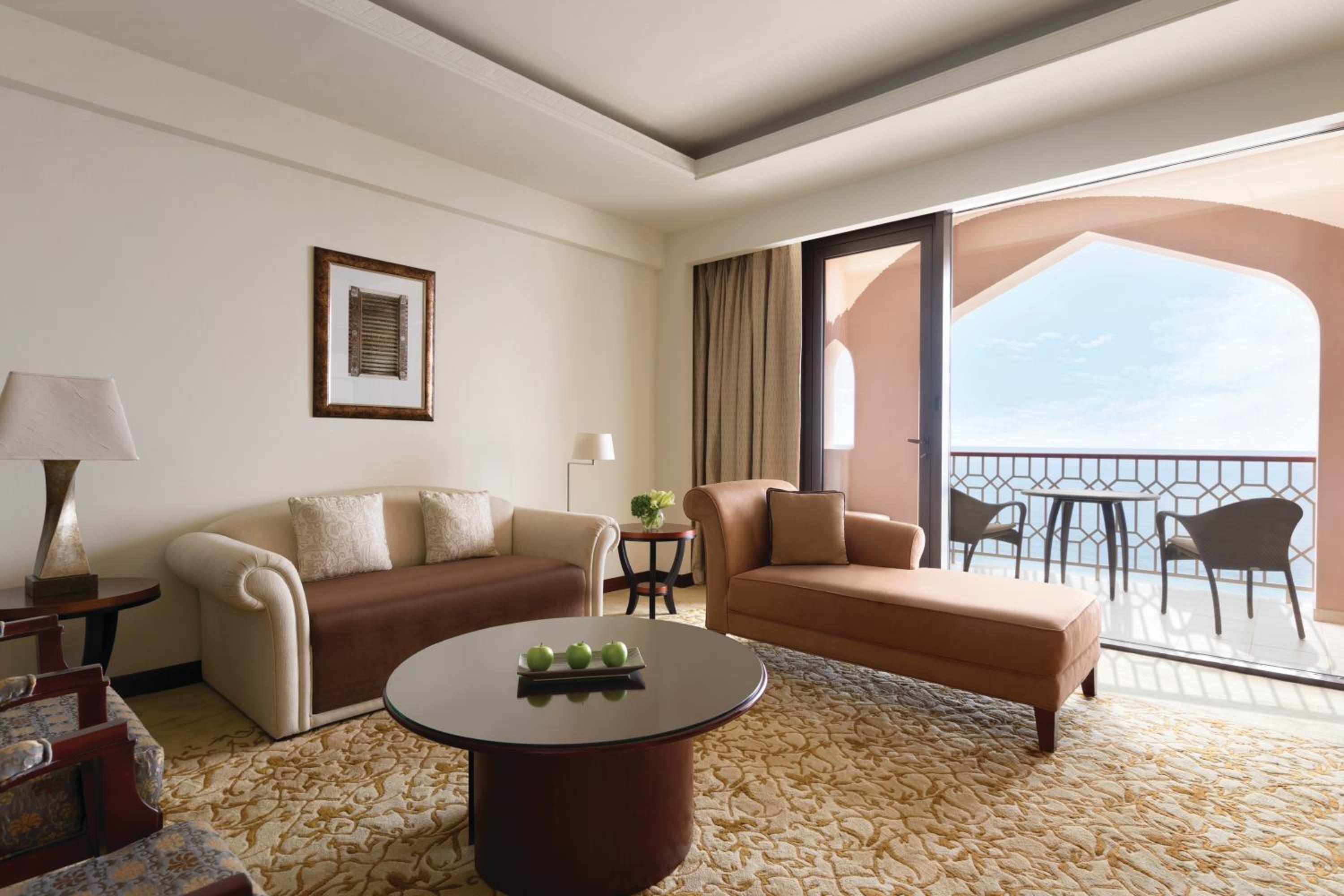 Al Husn Hotel Muscat — снимок 28