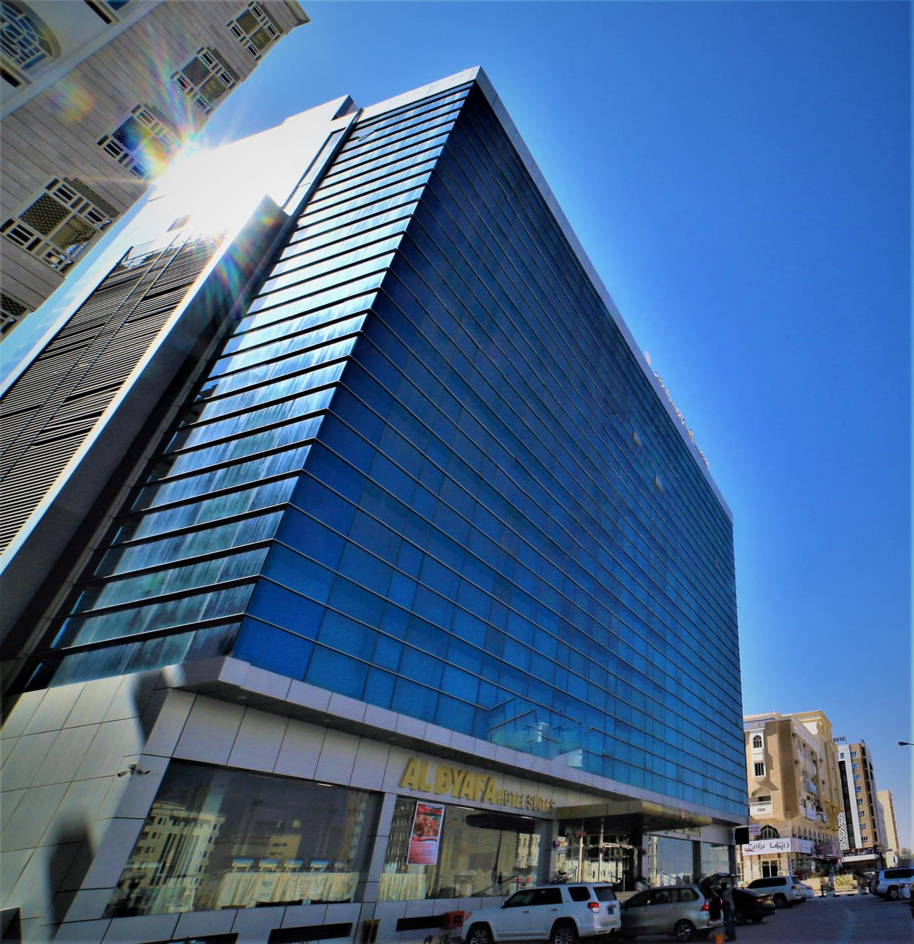 Al Dyafa Hotel Suites — вид курорта