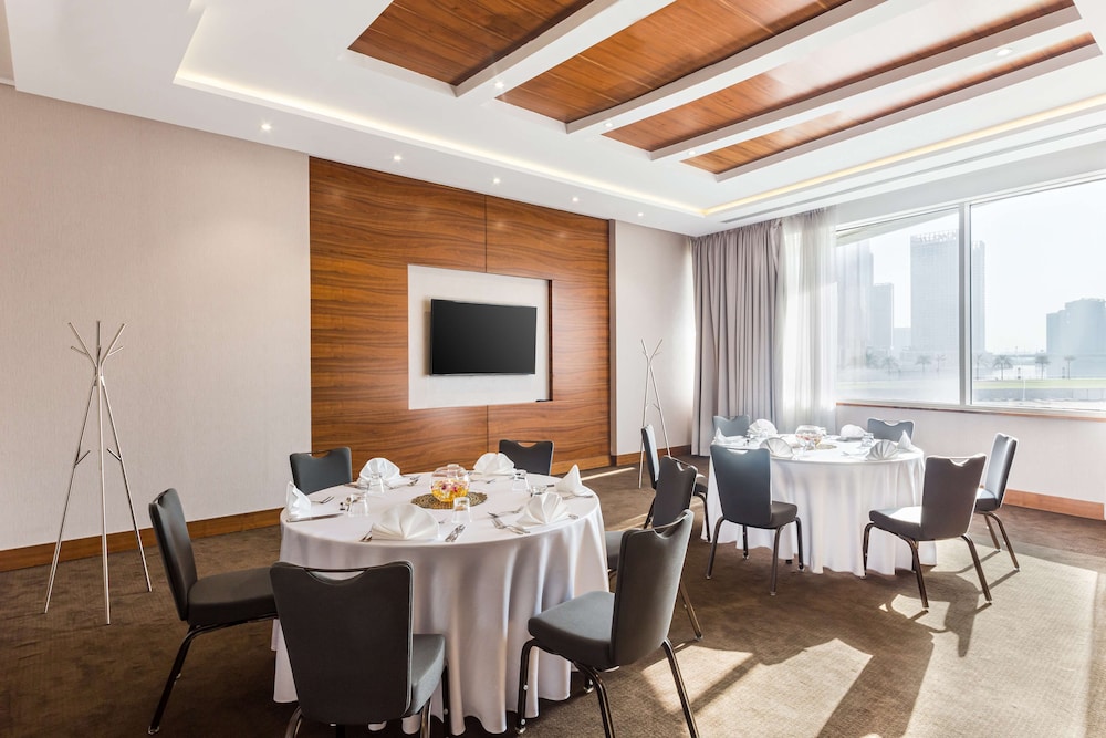 Radisson Blu Hotel Dubai Waterfront — снимок 3