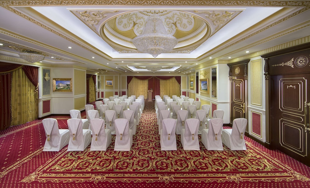 Royal Rose Hotel — снимок 3