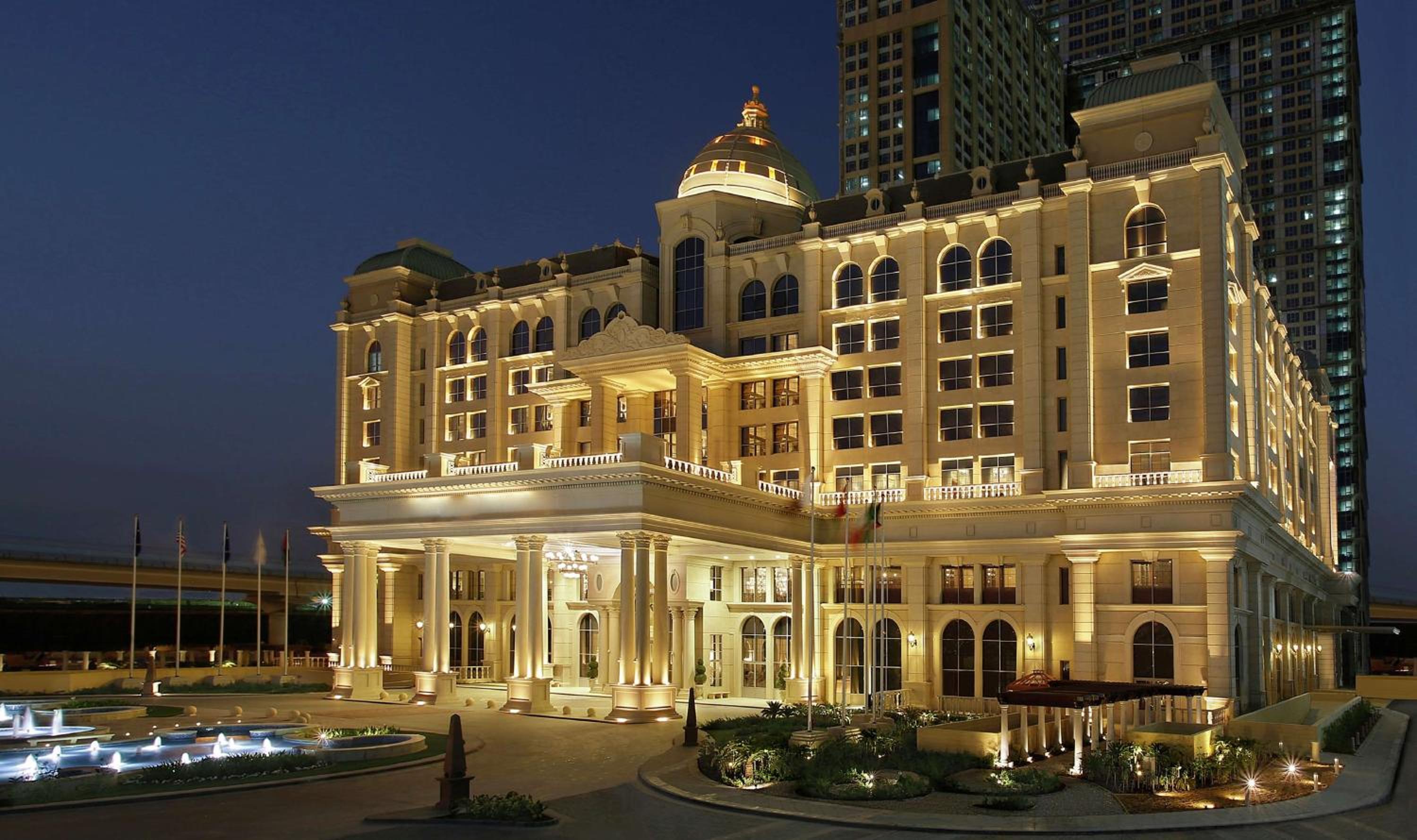 Habtoor Palace Dubai, LXR Hotels & Resorts — вид курорта