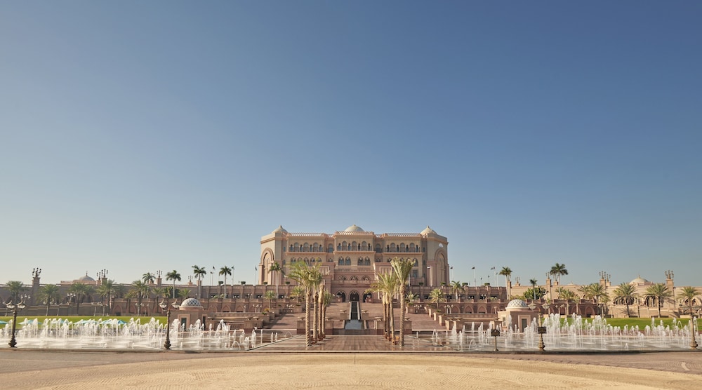 Emirates Palace, Abu Dhabi — вид курорта