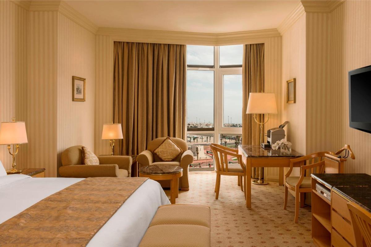 Sheraton Kuwait, A Luxury Collection Hotel, Kuwait City — снимок 8