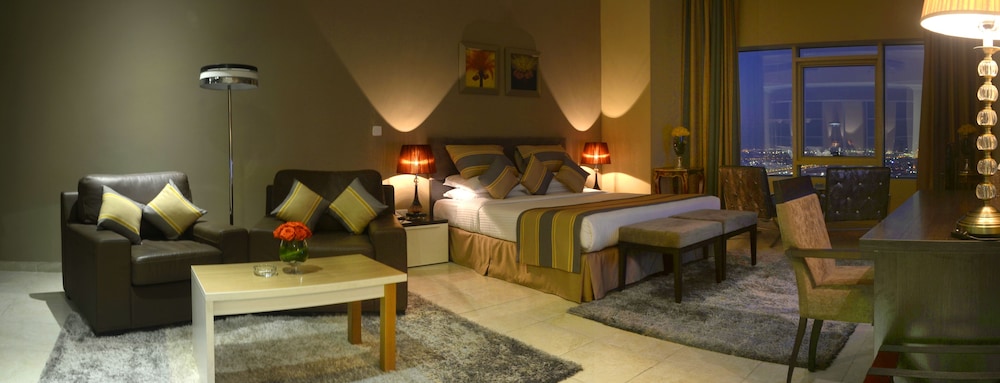 Magnum Hotel & Suites West Bay — снимок 13