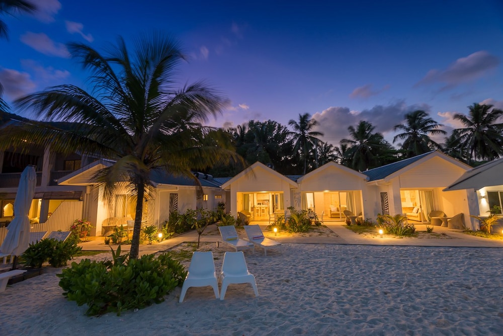 Le Nautique Luxury Beachfront Apartments — снимок 28
