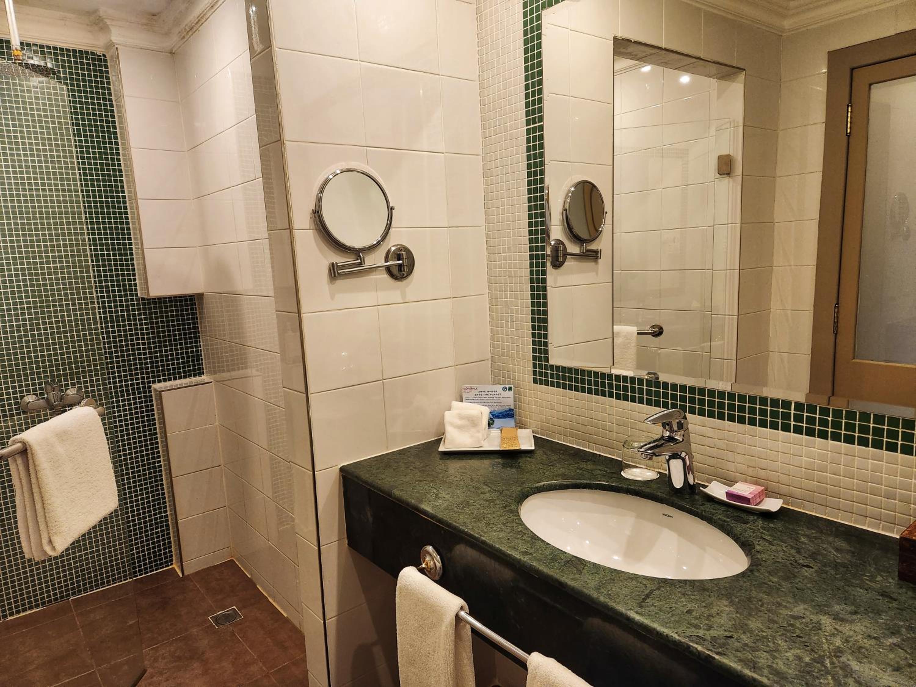 Mövenpick Hotel Kuwait — снимок 21