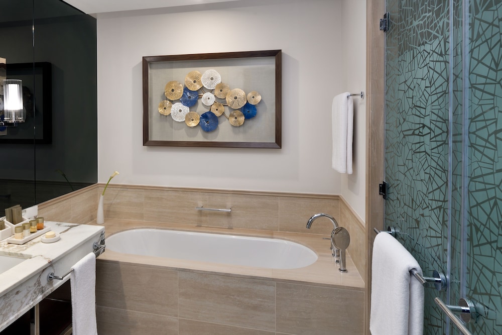 Grand Plaza Mövenpick Media City — снимок 23