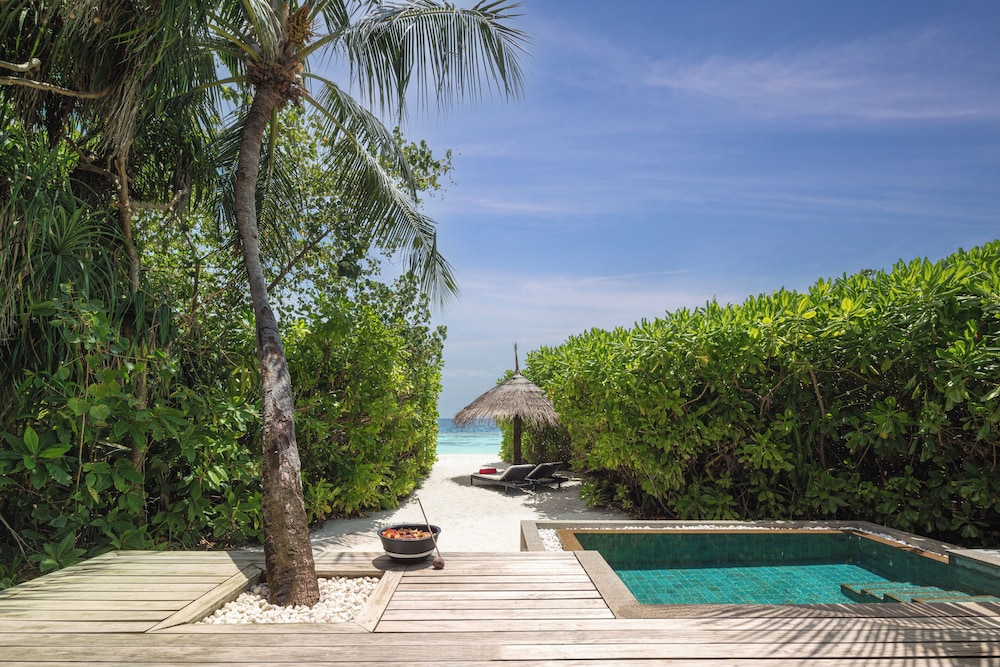 NH Collection Maldives Havodda Resort — снимок 28