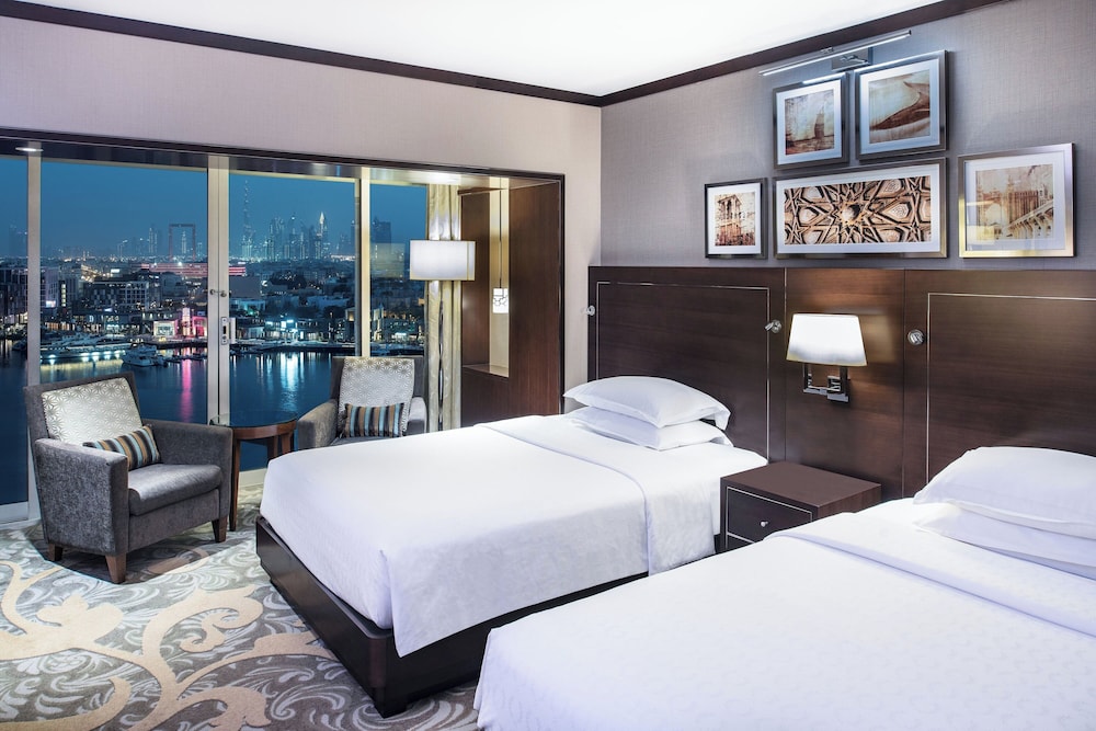 Sheraton Dubai Creek Hotel & Towers — снимок 19