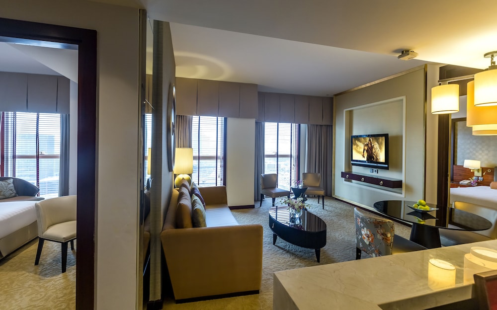 Dusit Thani Dubai — снимок 12