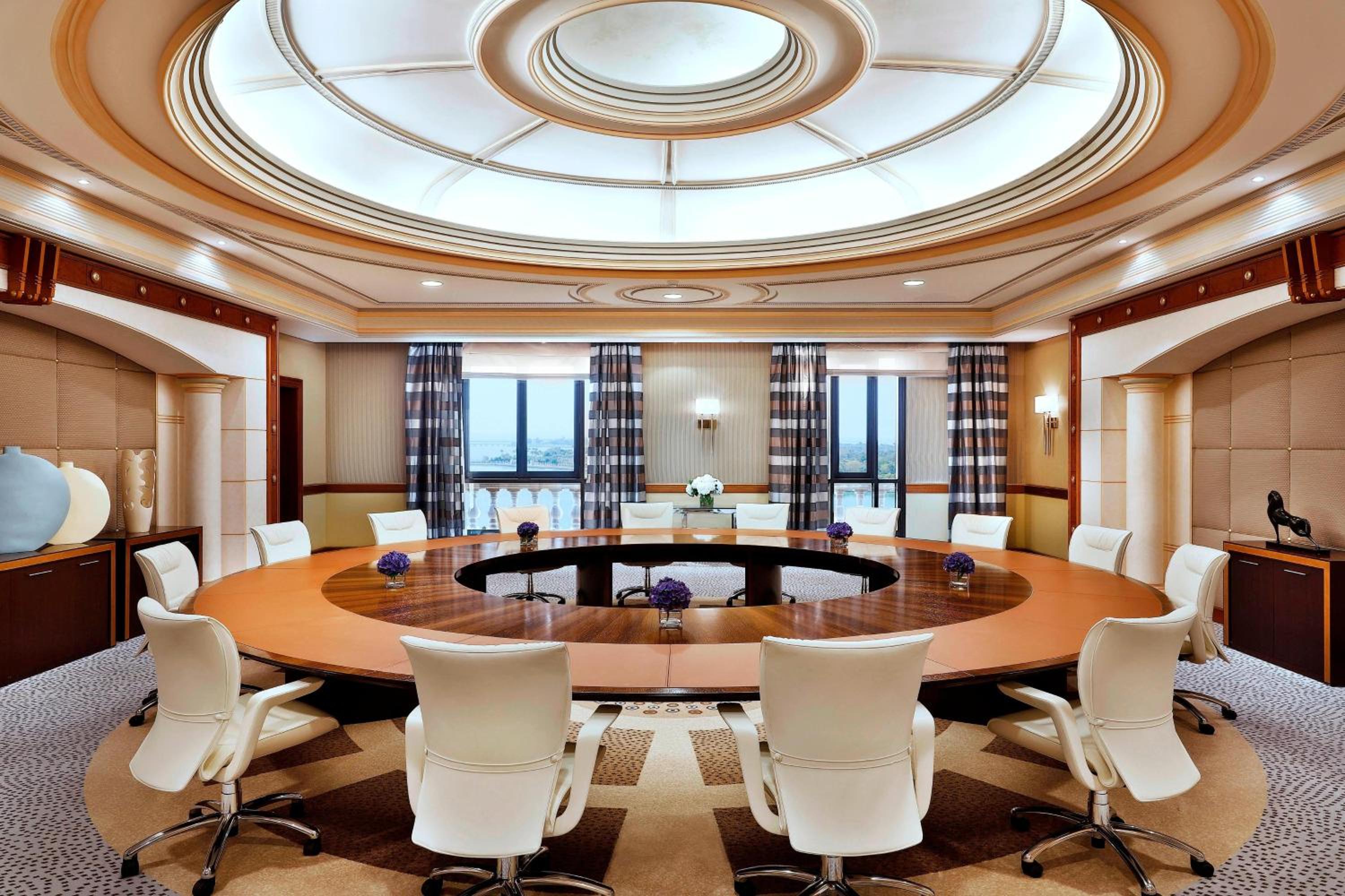 The Ritz-Carlton, Jeddah — снимок 30