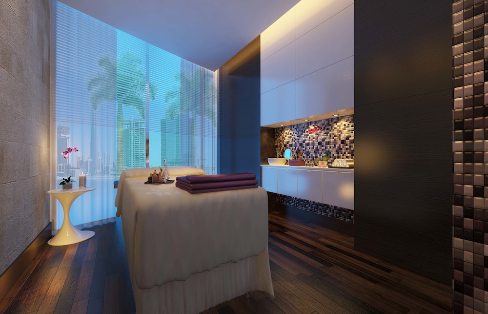 Radisson Blu Hotel Dubai Waterfront — снимок 18