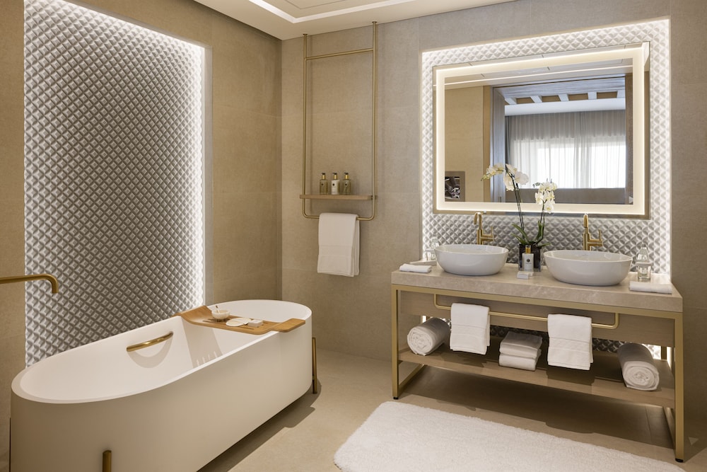 Jumeirah Gulf of Bahrain Resort & Spa — снимок 6