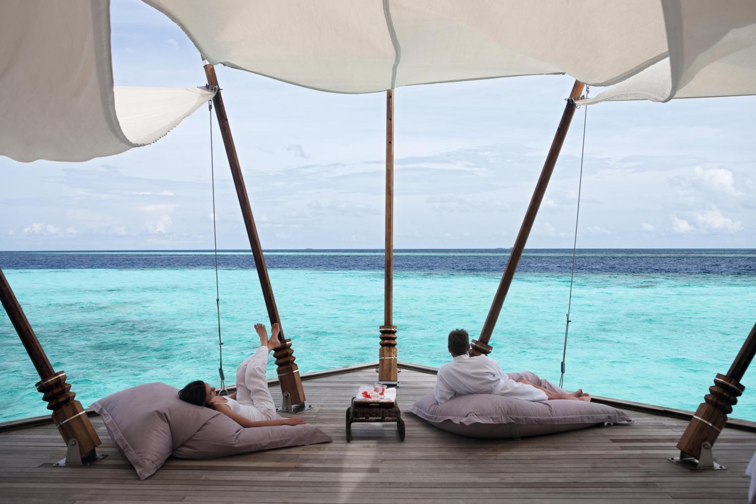Constance Moofushi Resort — снимок 9