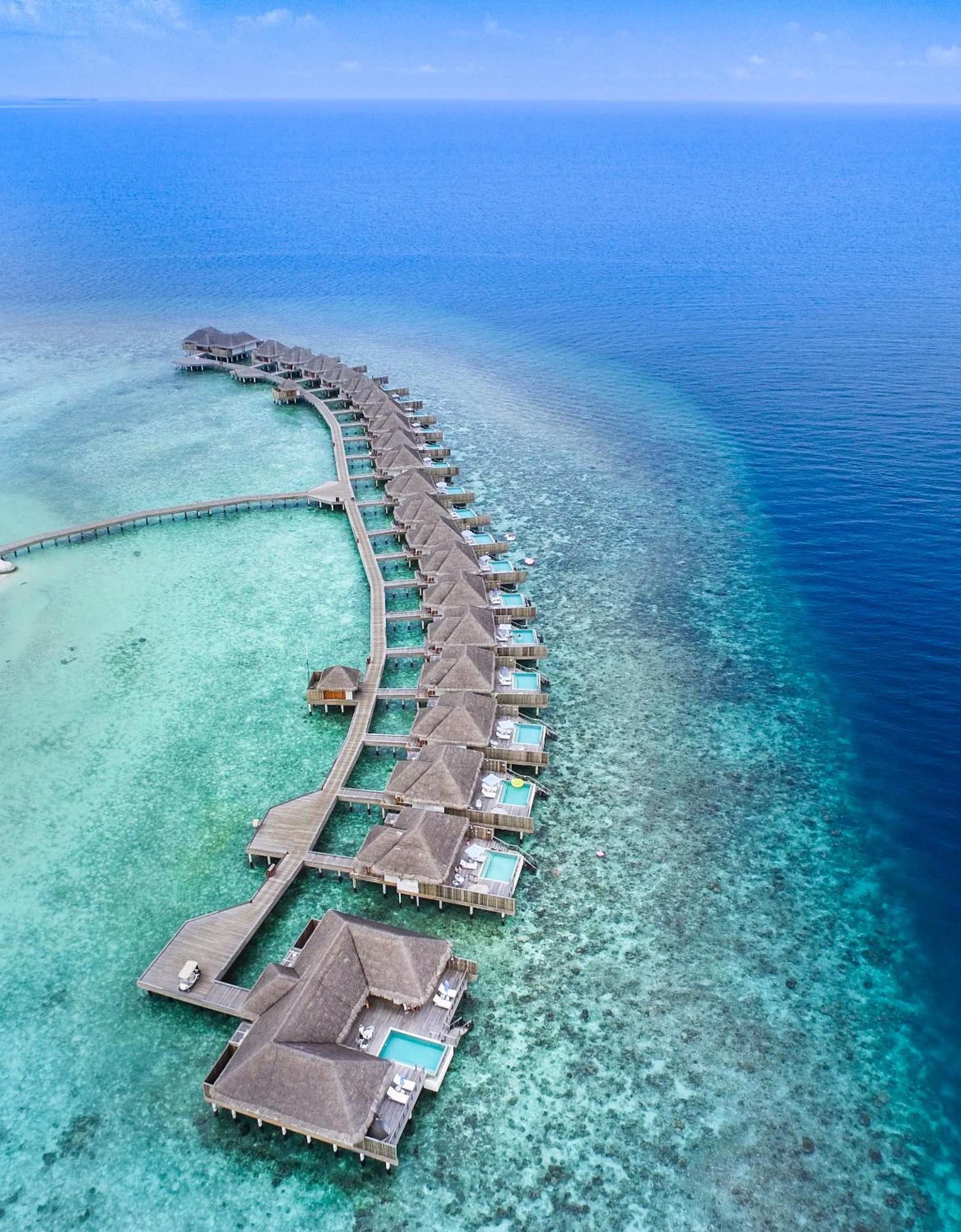 Dusit Thani Maldives — снимок 11