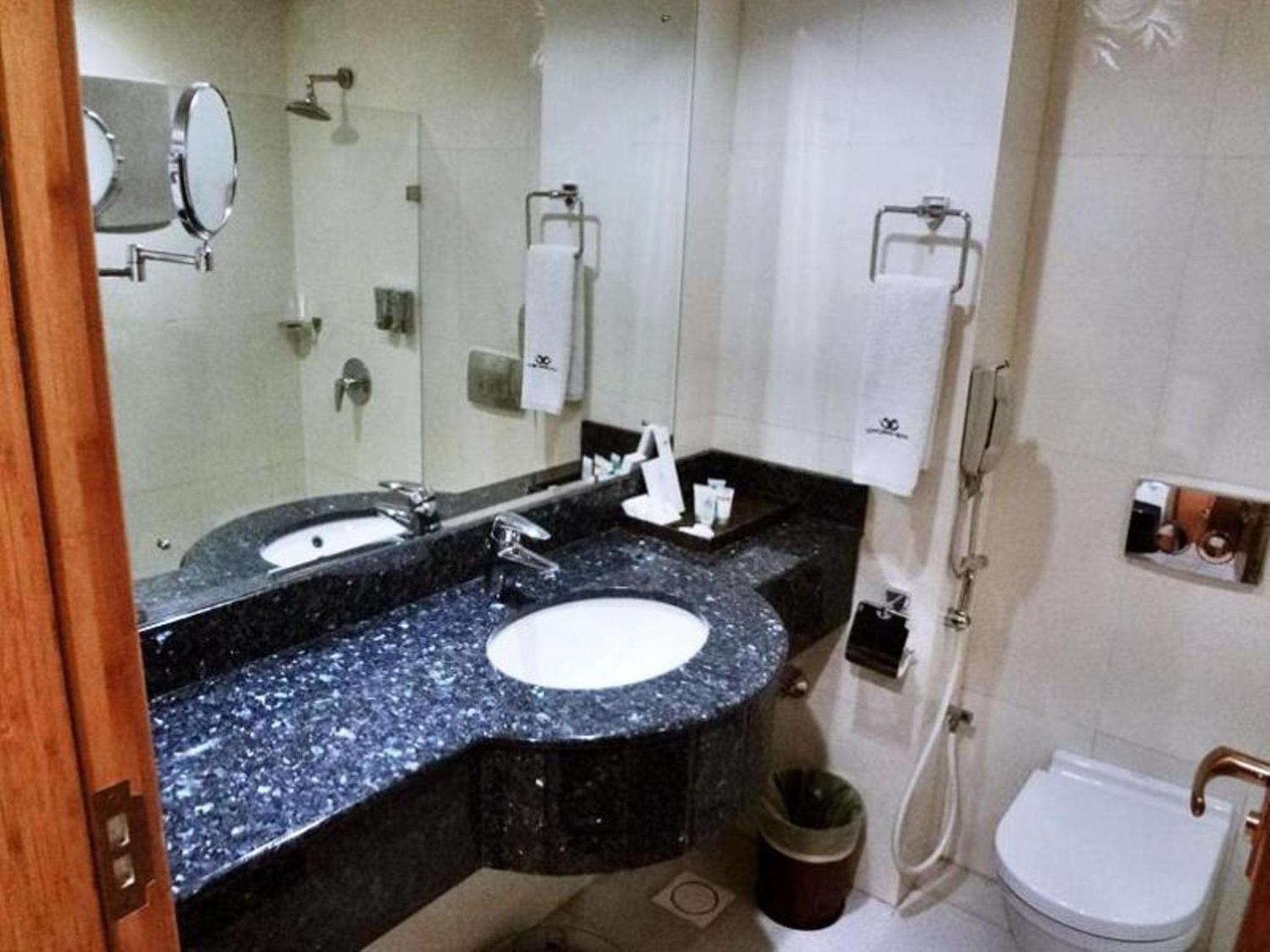 City Center Hotel — снимок 21