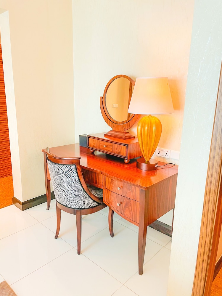 Swissôtel Al Murooj Dubai — снимок 7