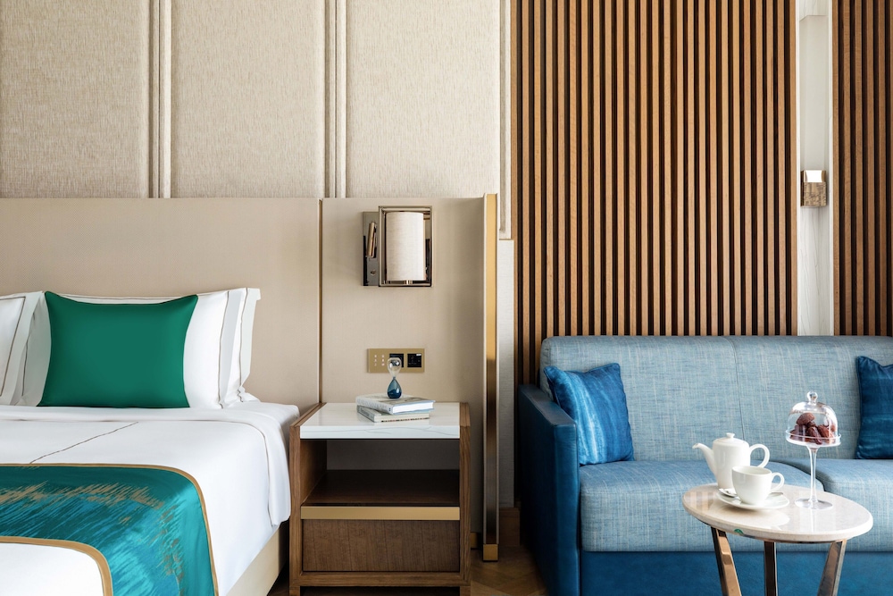 Taj Exotica Resort & Spa, The Palm, Dubai — снимок 11