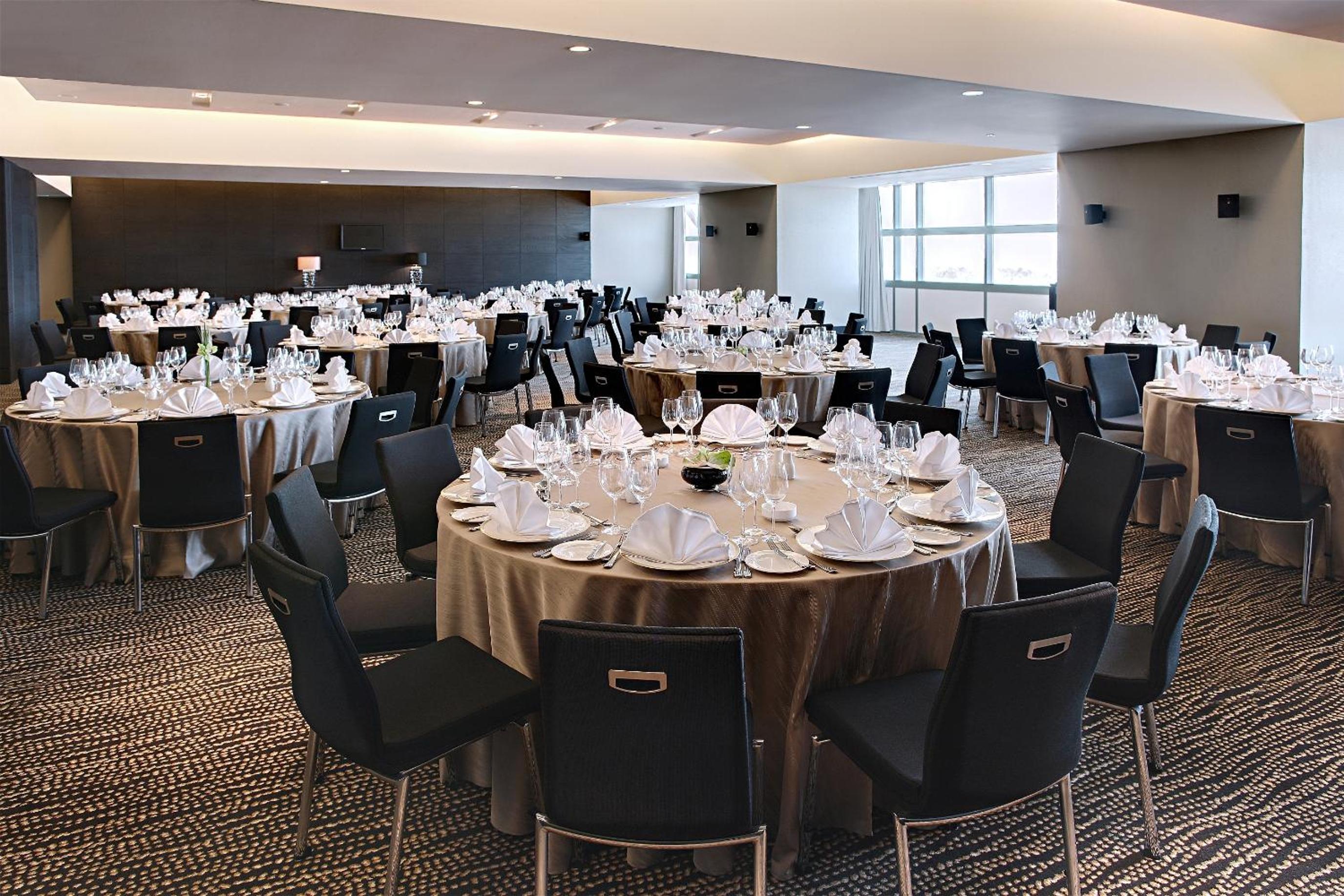 Sofitel Abu Dhabi Corniche — снимок 30