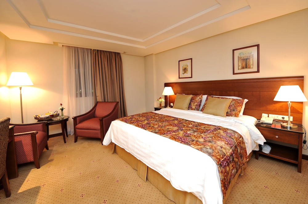 Crowne Plaza Riyadh Palace, an IHG Hotel — снимок 14