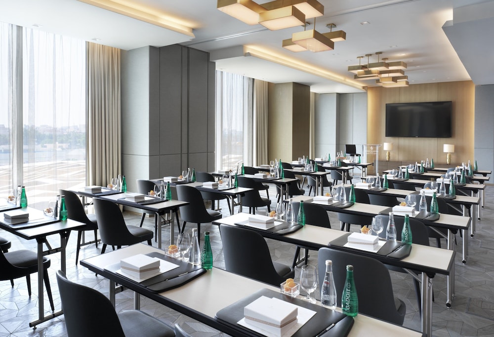 Four Seasons Hotel Kuwait at Burj Alshaya — снимок 21