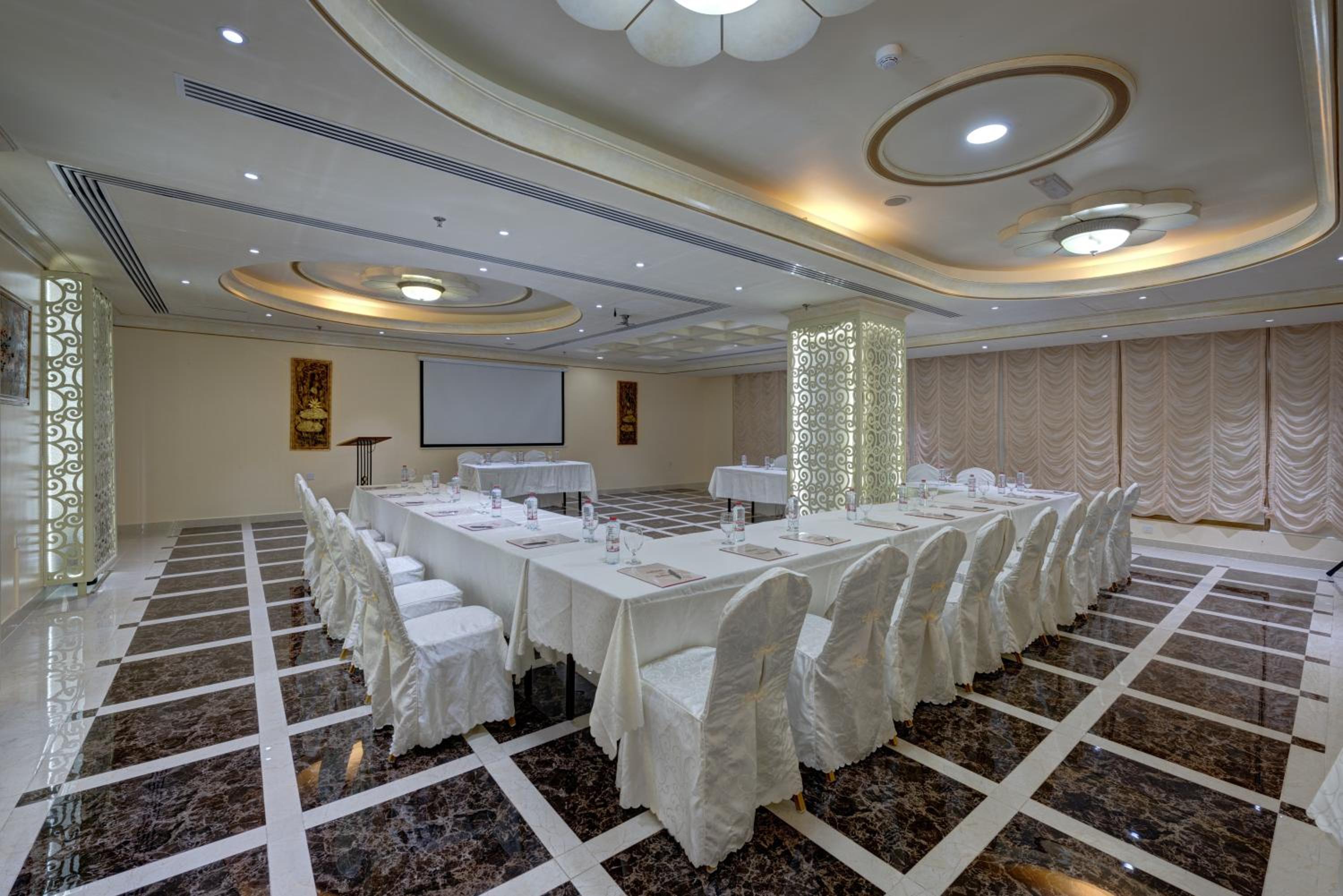 Sahara Beach Resort & Spa — снимок 8