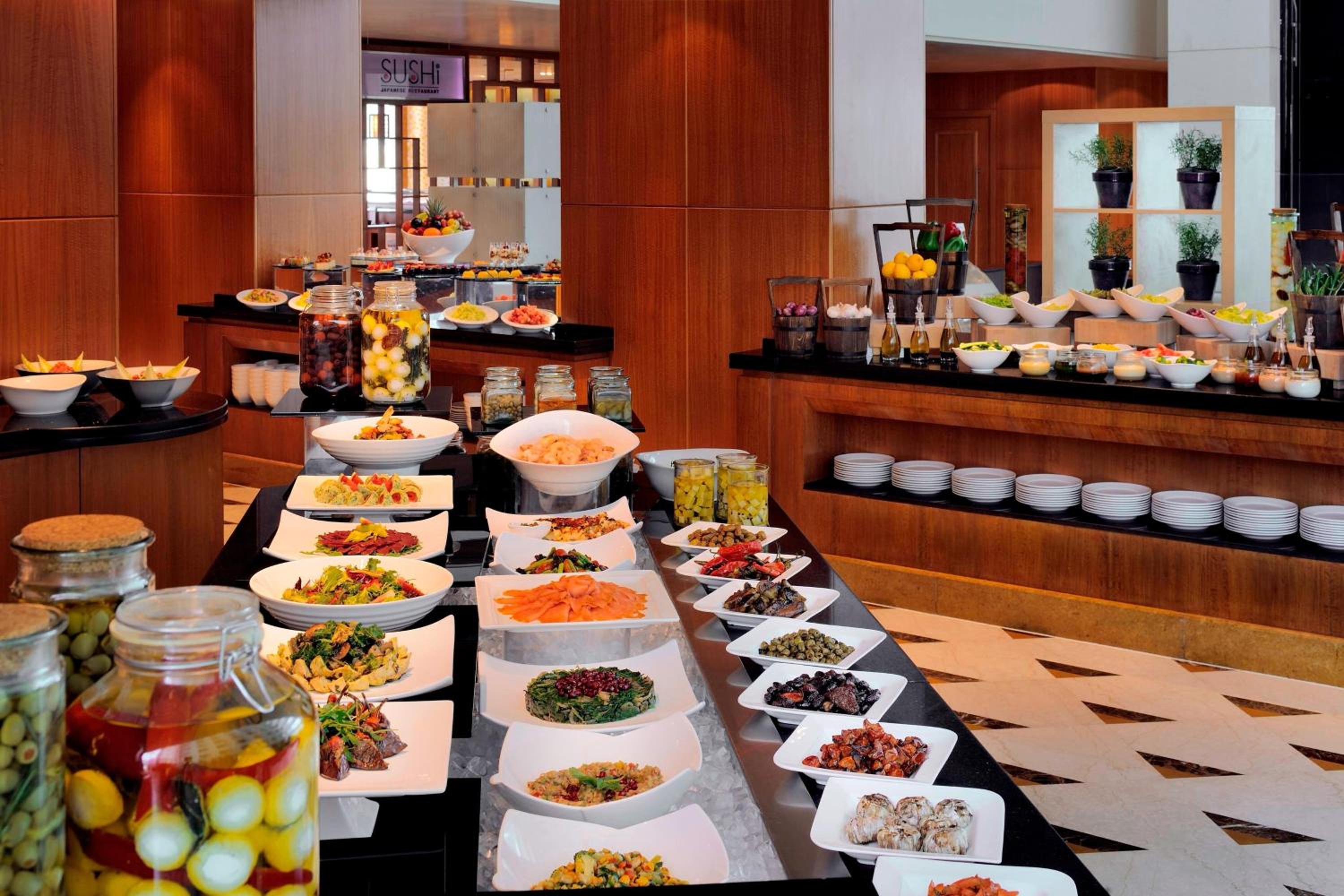 Courtyard by Marriott Kuwait City — снимок 17